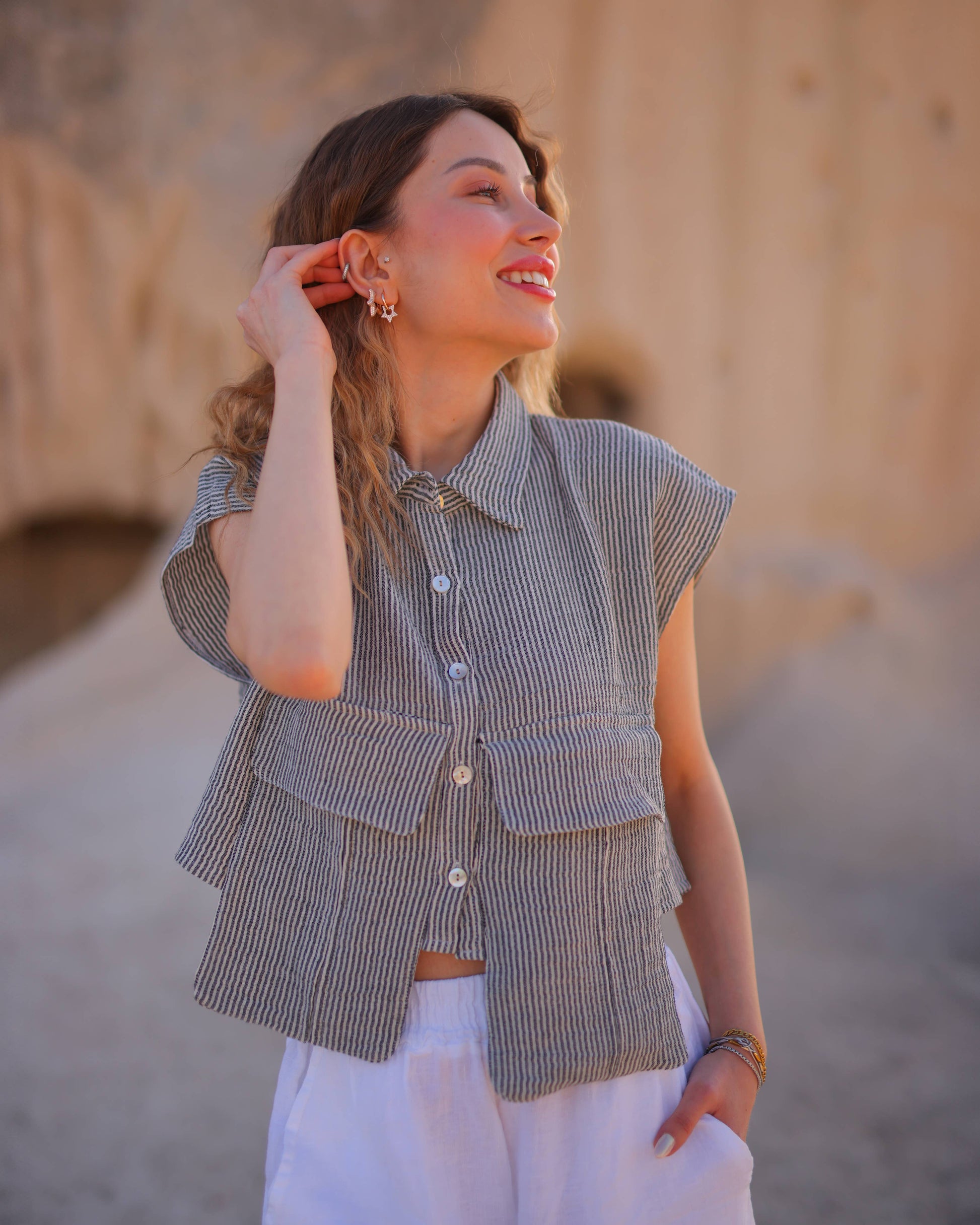 Sleeveless Striped Flap Pocket Double Gauze Shirt Crop