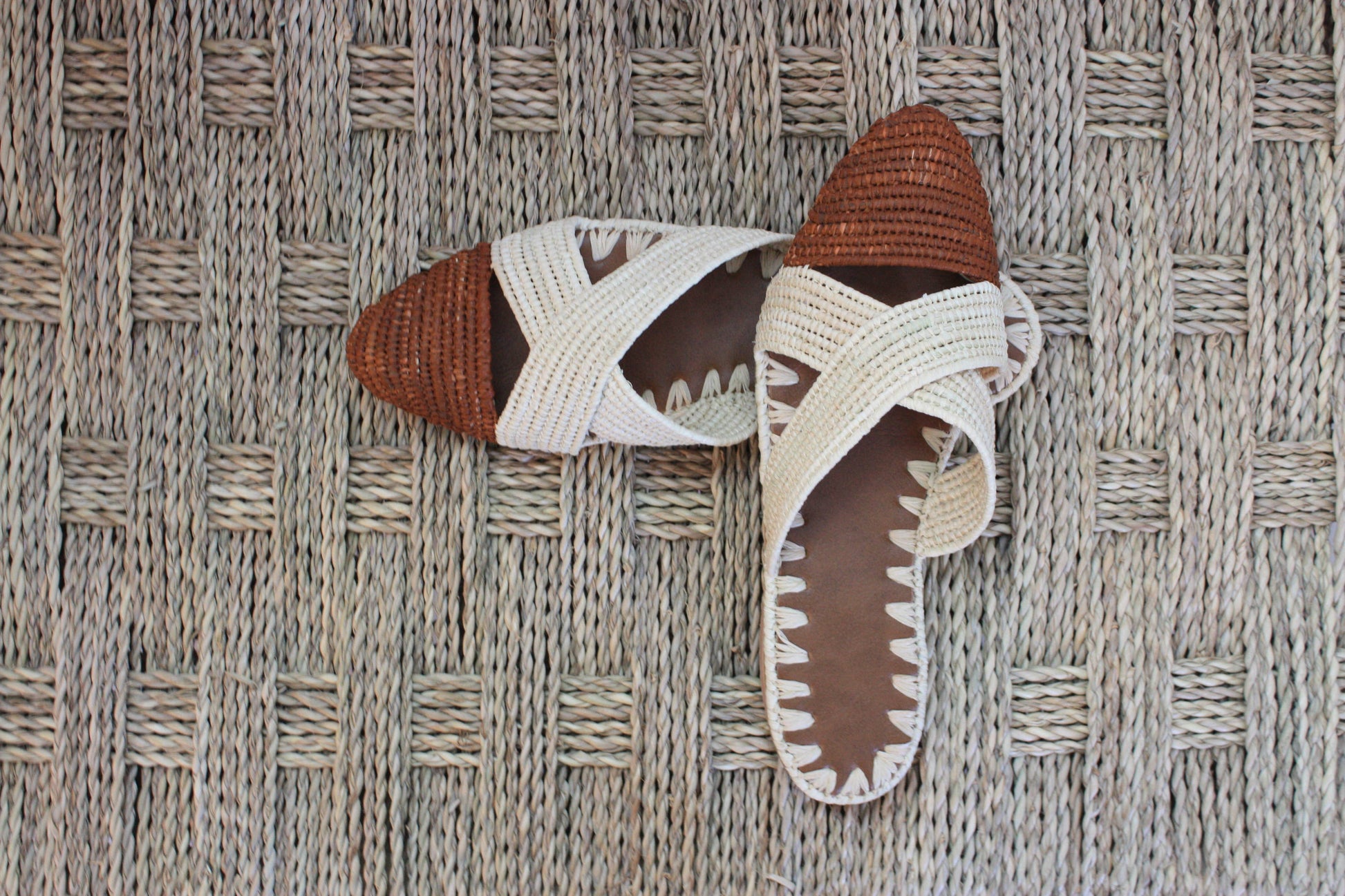 Moroccan Sandals in natural Raffia