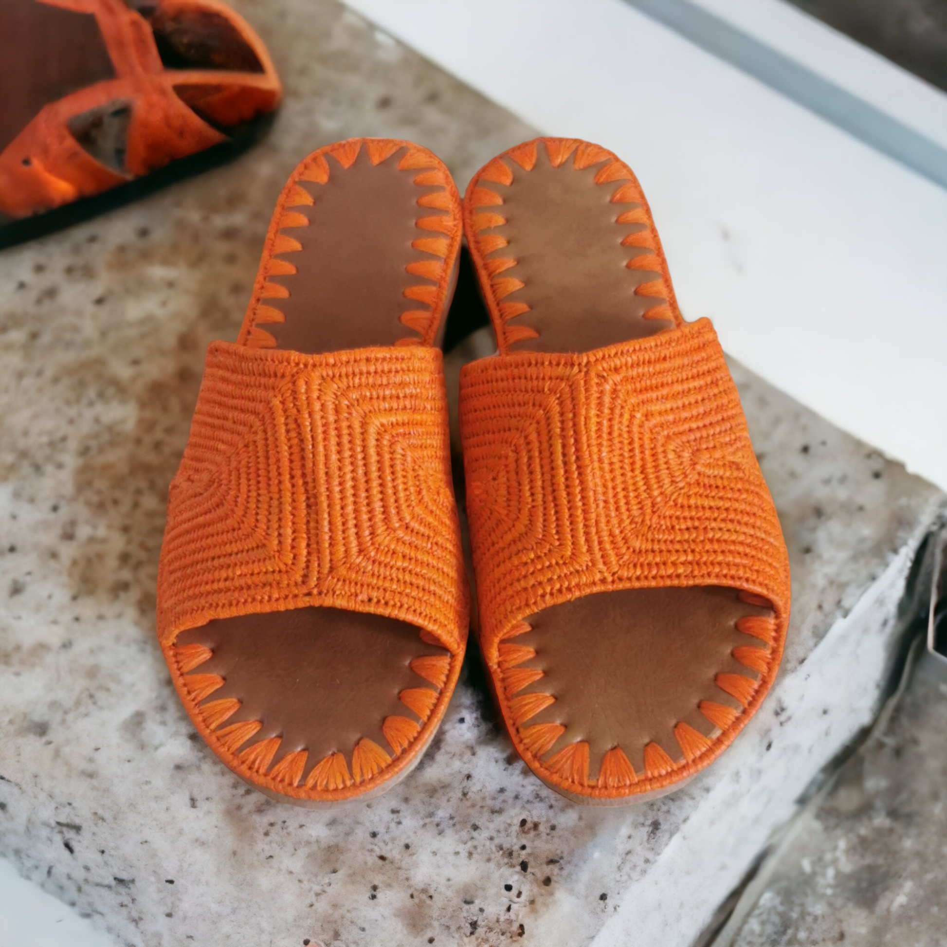 Moroccan Sandals in natural Raffia